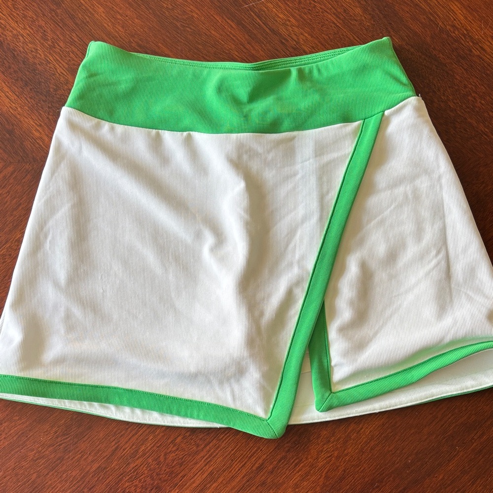 Kyodan White Skort with Bright Green Trim